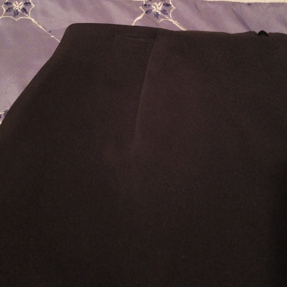 Liz Baker black skirt with slit in back. size 10 - Picture 2 of 7